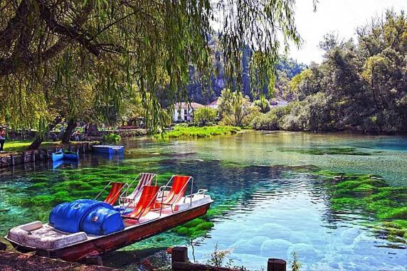 Casa Rosamari - Su Lago Di Posta Fibreno, Appartamento Con Camino Exterior foto