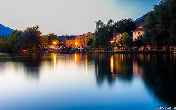 Casa Rosamari - Su Lago Di Posta Fibreno, Appartamento Con Camino Exterior foto